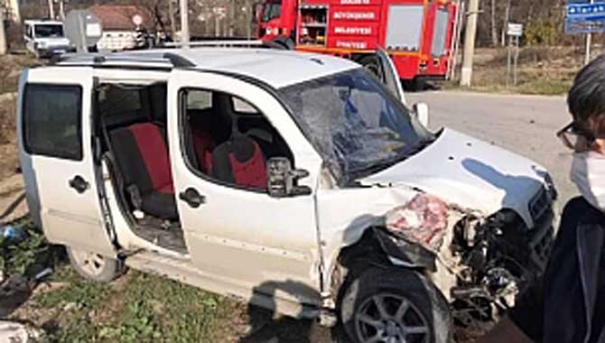 Trafik Kazası 2 yaralı