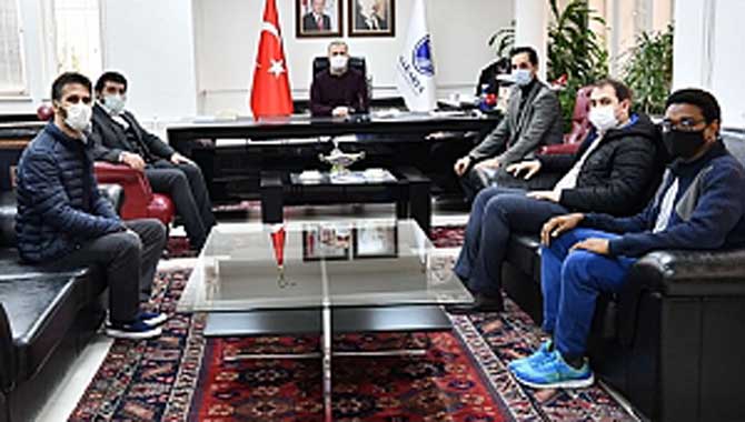 UDEF’ten Rektör Savaşan’a Teşekkür Ziyareti