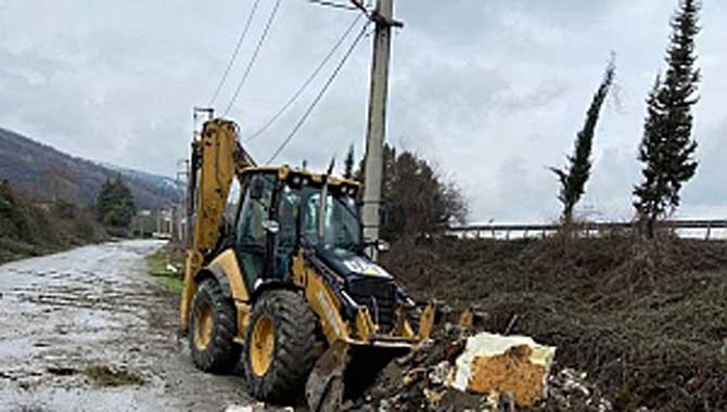Sapanca’da Moloz Atıkları Ortadan Kaldırılıyor