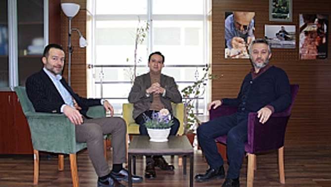 SAÜ SESAM Kanalı Yayına Devam Ediyor