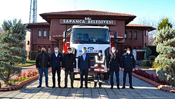Yeni Çöp Kamyonu Hibe Edildi