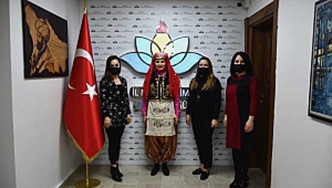 Yöresel Kıyafetlerimiz Nakış Nakış İşlendi. 