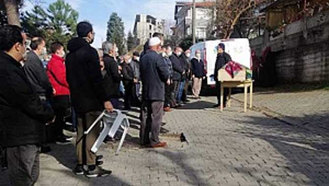 Ayşe Öğretmen Üzdü