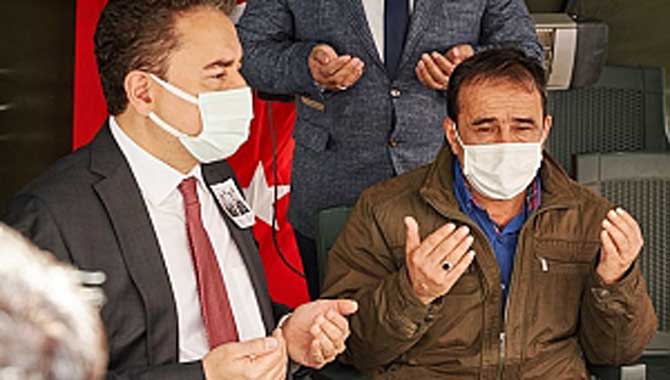 Babacan’dan şehit ailesine taziye ziyareti