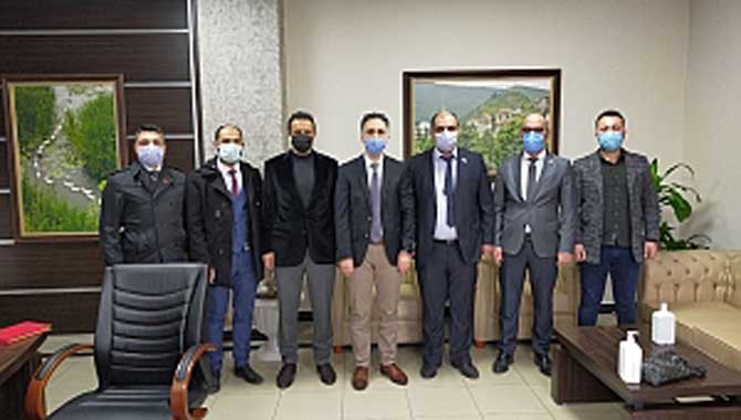 Fedakârca mücadele ettiler