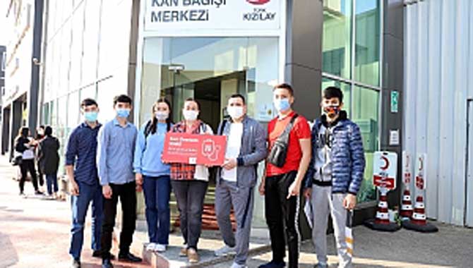 Kan dostu olmak için sıraya girdiler