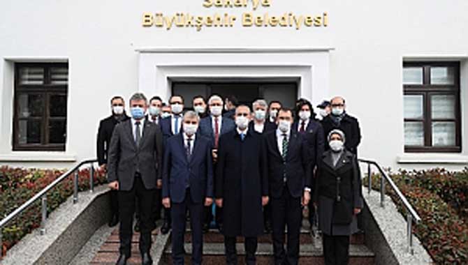 Maliye payı ile vergi iadelerinin çözüleceğine inanıyoruz