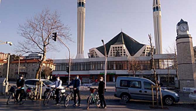 Pedallar Kuzey Yönünde