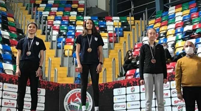 Atletizmde Sakaryalı Öğrencilerin Büyük Başarısı