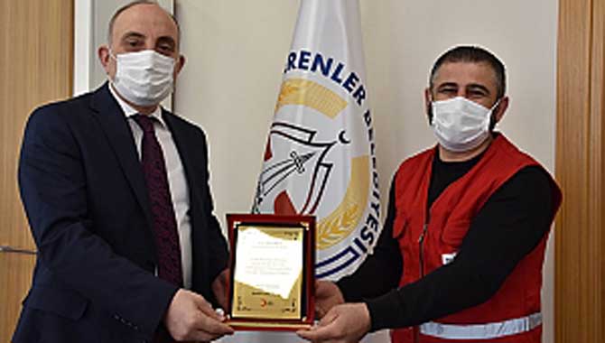 BAŞKAN FEVZİ KILIÇ’TAN KIZILAY’IN ÇALIŞMASINA DESTEK