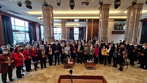 Fikir alışverişinde bulundular