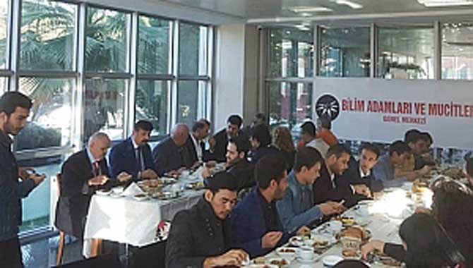 Geleneksel Öğrenci Kaynaşması'nın ev sahibi Sayın inşaat oldu