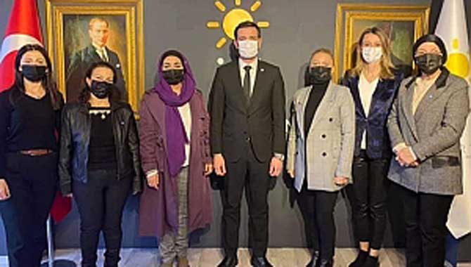 İYİ Parti Divan Kurulu üyeleri İlçe Teşkilat Başkanlarını ziyaret etti