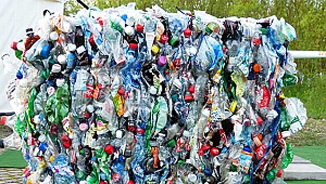 Mikroplastikler Yaşamı Tehdit Ediyor