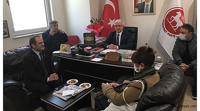 Sakarya CHP'den, DP'ye ziyaret