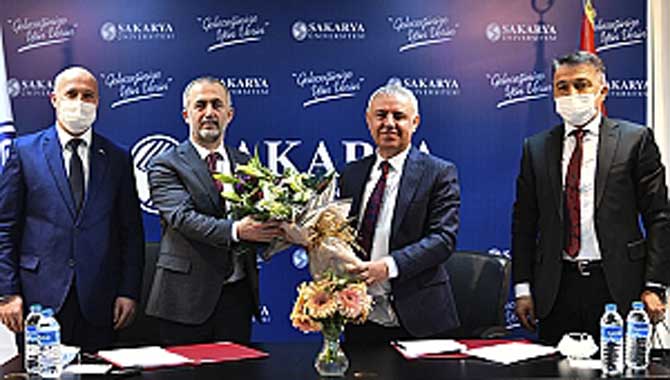 Sakarya Üniversitesi ile Koop-İş Anlaştı