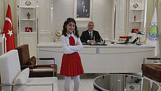 BU GURUR BÜYÜK TÜRK MİLLETİNİN 