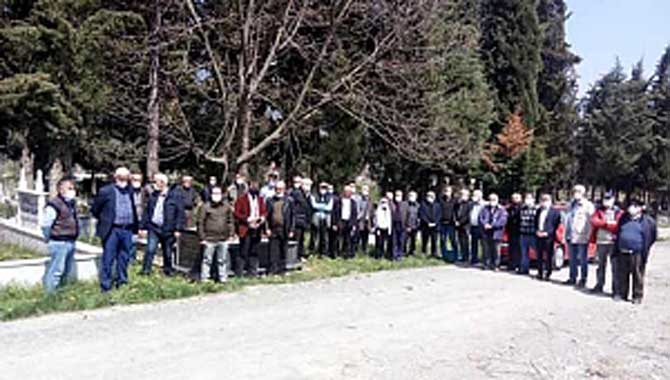 CHP İL ÖRGÜTÜ, AYDOĞAN SEZER’İ MEZARI BAŞINDA ANDI