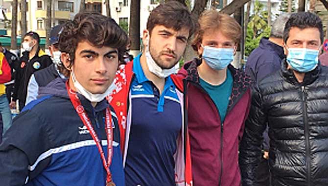 Mersin’den Sakarya Madalya ile Geldiler 