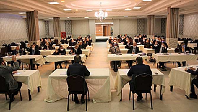 Ülkemize Fayda Sağlamayan Her Düşüncenin Karşısındayız