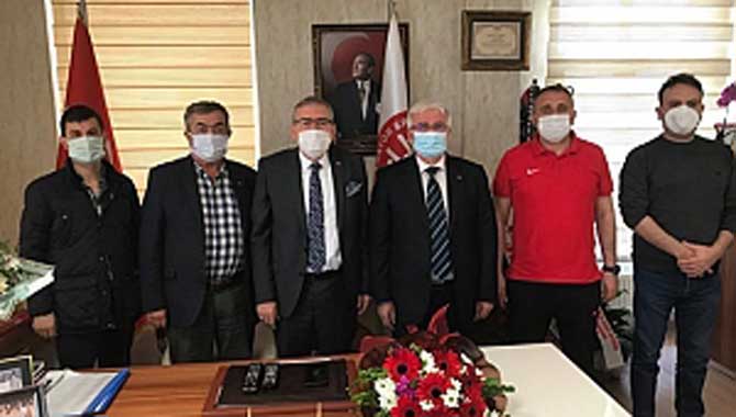 Demokrat Parti'den Yaşar Zımba'ya ziyaret 