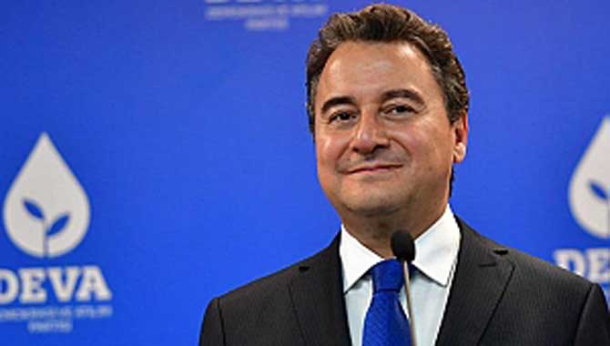 BABACAN, GENÇLERLE BULUŞTU