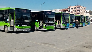 Büyükşehir toplu taşıma hizmetini sürdürüyor 