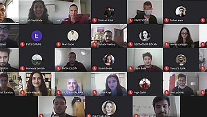 İşletme Fakültesi Öğrencileri İş ve Strateji Simülasyonunda Rekabet Ediyor