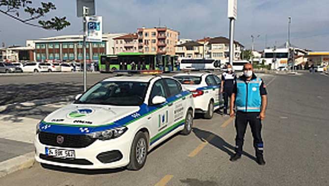 Tam kapanmada toplu taşıma denetim ekipleri sahada