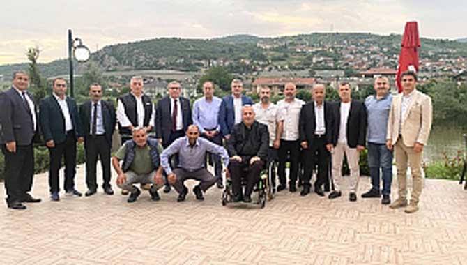 ASKF YÖNETİMİ GEYVE DE TOPLANDI