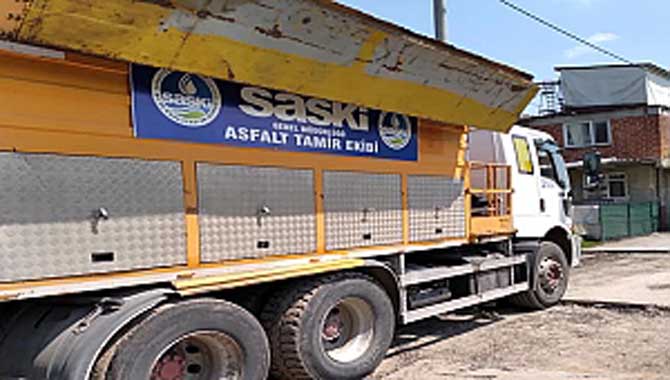 Büyükşehir’e Adapazarı Bayraktar mahallesinden hizmet teşekkürü