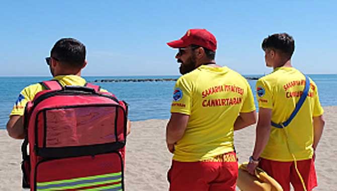Büyükşehir, kuzey sahillerinde “hayat” nöbetine başladı