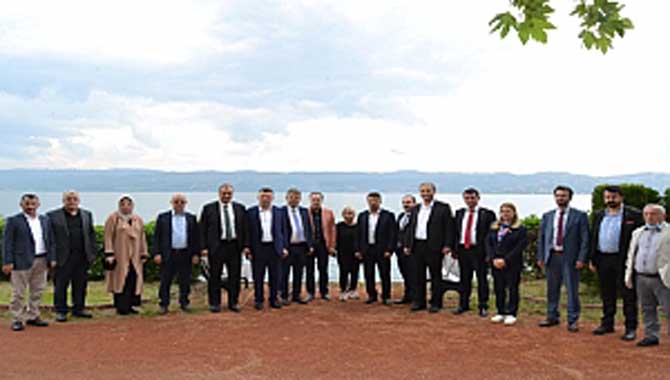 KAYA YENİDEN BAŞKAN SEÇİLDİ