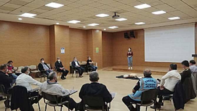 Otobüs şoförlerine ilk yardım eğitimi verildi