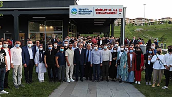 Şampiyonların ve gençlerin tesisi Mola Kıraathanesi kapılarını açtı