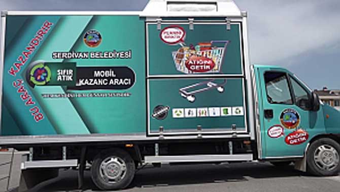 Serdivan'da Atıklar Kazanıma Dönüşüyor 