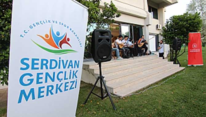 SERDİVAN’DA KÜLTÜRLER BULUŞTU