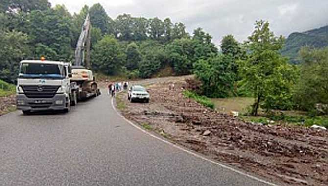 Büyükşehir Belediyesi afet bölgelerinde onarım çalışmalarını sürdürüyor