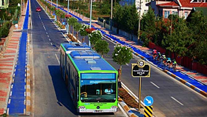 Büyükşehir Korucuk’ta ulaşım sorununu çözüme kavuşturdu