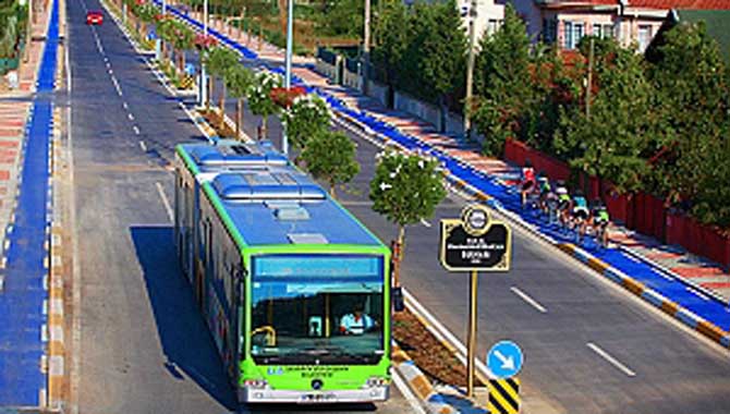 Büyükşehir mezarlıklara ücretsiz ulaşım imkanı sağlayacak