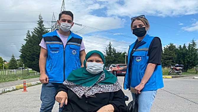 Büyükşehir YADEM’le yaşlılar için aşı olmak çok kolay