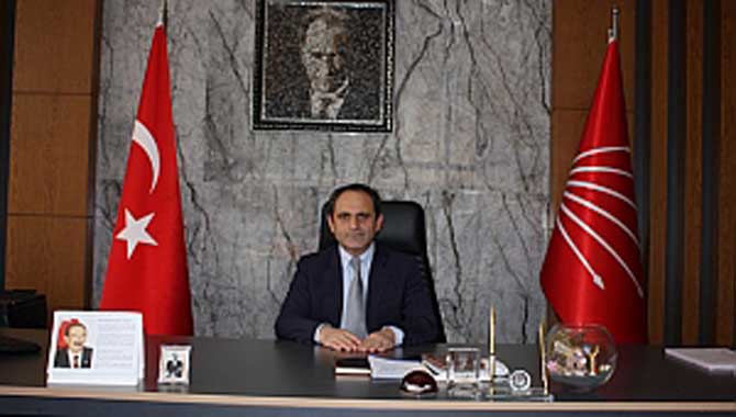 CHP’Lİ KELEŞ: “RAYINDA GİTMEYEN RAYLI SİSTEM”