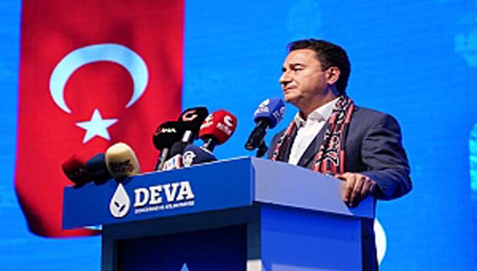 Çözüm süreci sayesinde kendisi Cumhurbaşkanlığı Sarayı’nda, çözüm ortakları hapiste