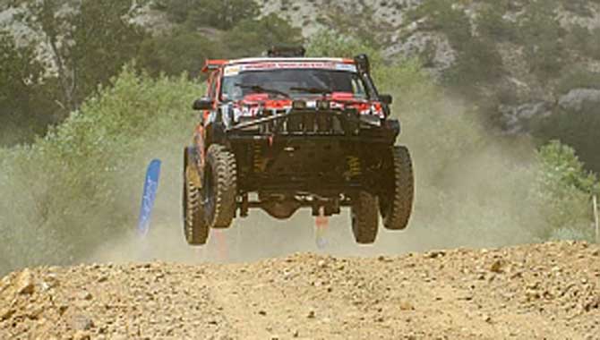 HENDEK OFFROAD’TA DA BİRİNCİ OLDU