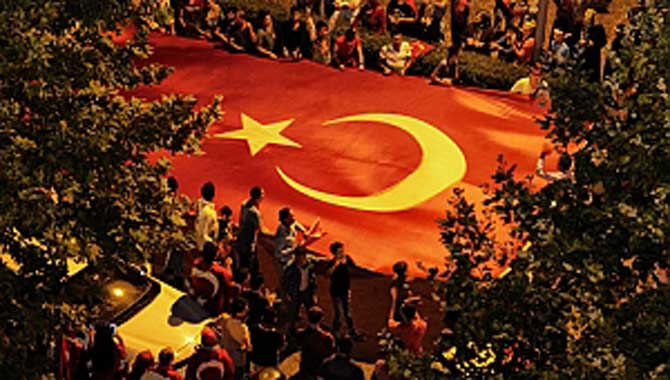 Milletin zaferi, 5. yıldönümünde Demokrasi Meydanı’nda hatırlanacak