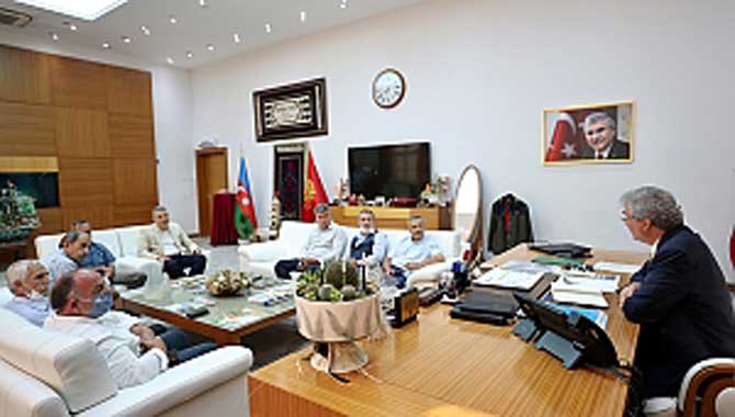 Muhtarlarımızla sürekli diyalog halindeyiz