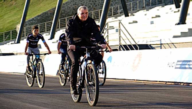 Sakaryalılar şehri SAKBİS’le dolaşıyor 