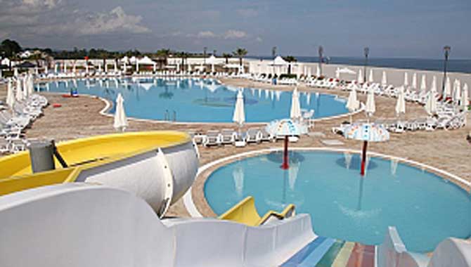 Büyükşehir hizmette sınır tanımıyor