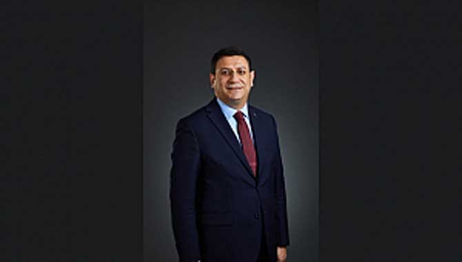 DEVA PARTİSİ’NDEN SOSYAL MEDYA DÜZENLEMESİ ÖNCESİ TEPKİ ‘Sosyal medyayı hükûmetin baskısına bırakmayacağız’