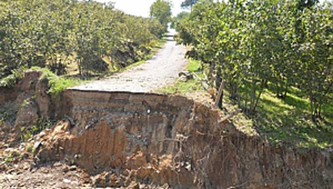 Ekiplerin sel sonrası yoğun mesaisi Sümbüllü ve Kırktepe’de devam ediyor 